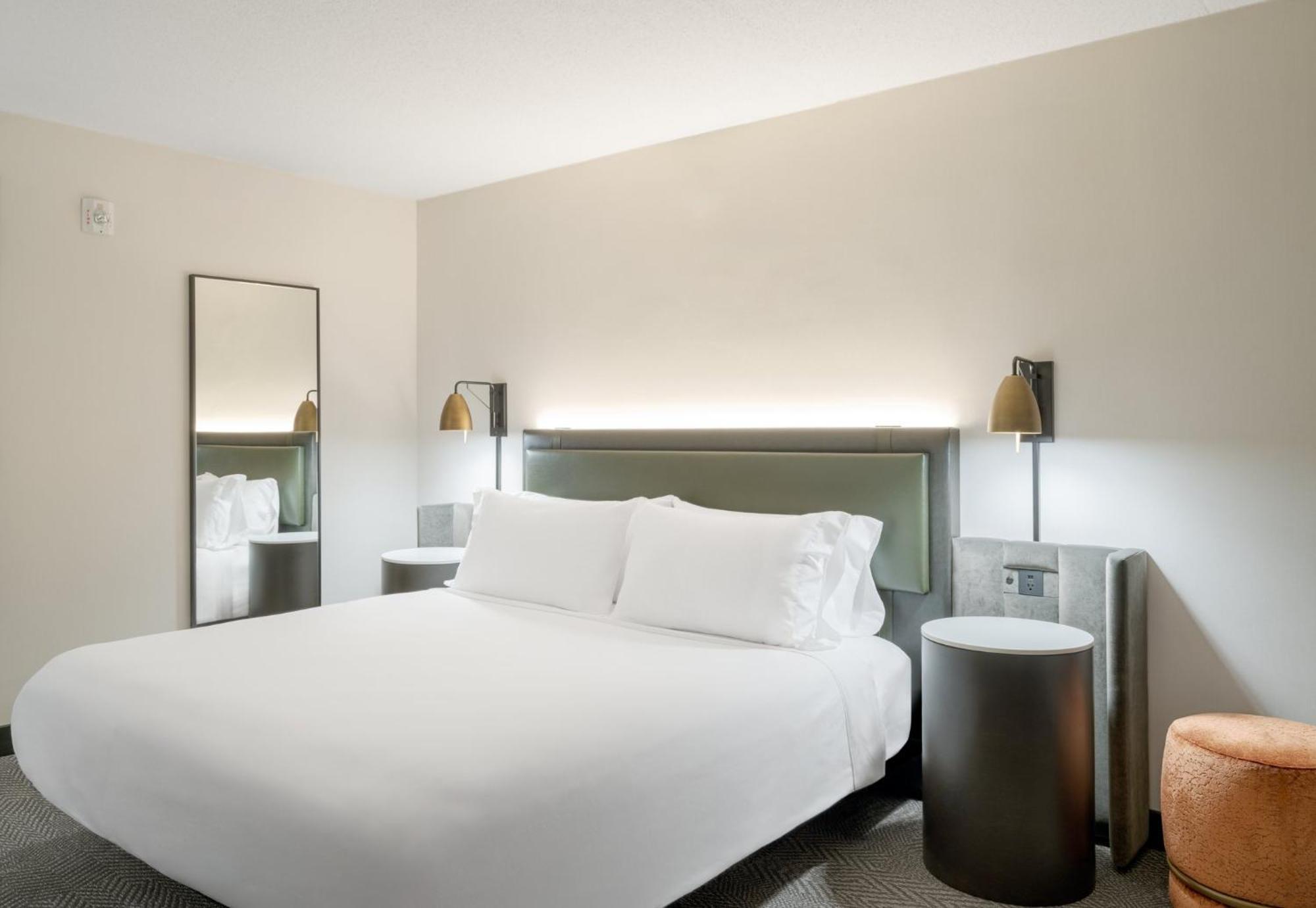 Crowne Plaza Indianapolis-dwtn-union Stn By Ihg 4*