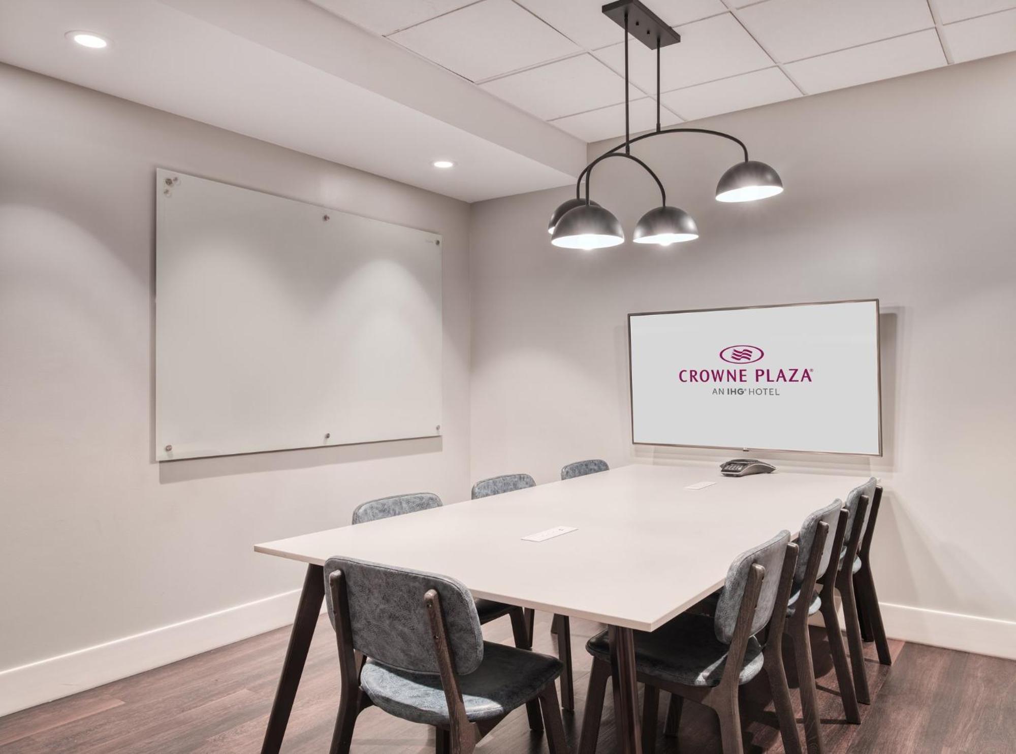 Crowne Plaza Indianapolis-dwtn-union Stn By Ihg
