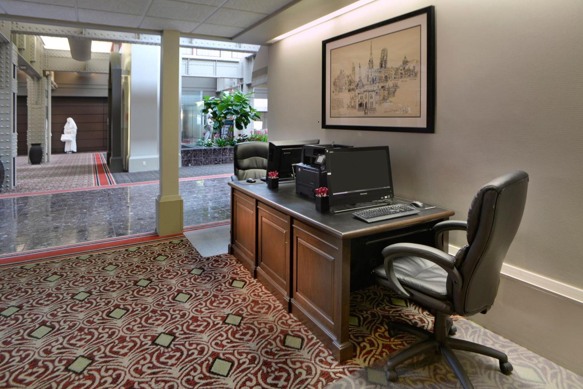 Hotel Crowne Plaza Indianapolis-dwtn-union Stn By Ihg